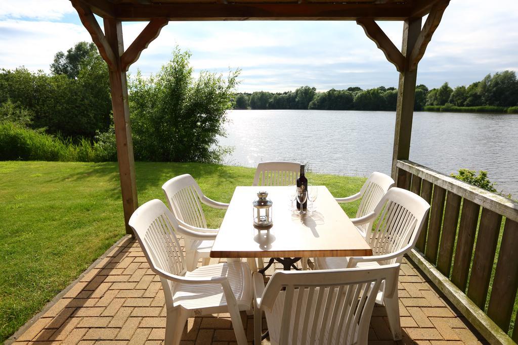 Vakantiepark Emslandermeer Vlagtwedde Экстерьер фото